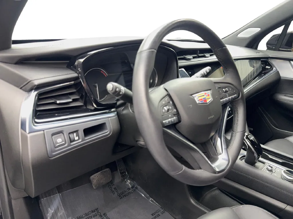 Cadillac XT6 photo 57