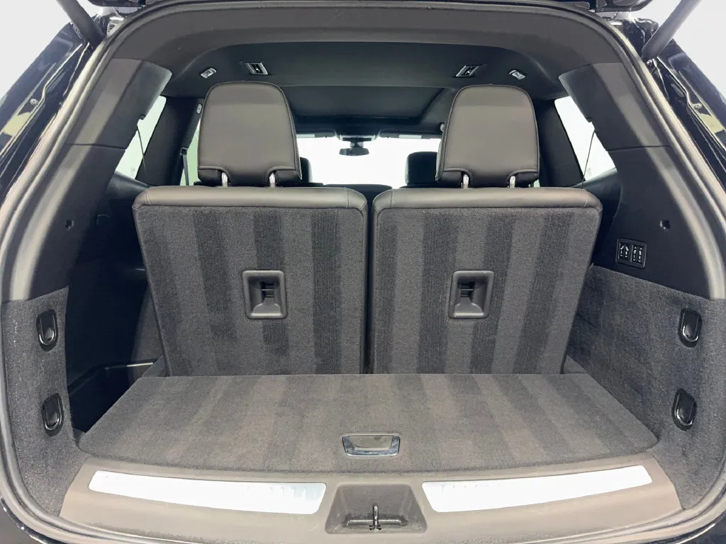 Cadillac XT6 photo 85