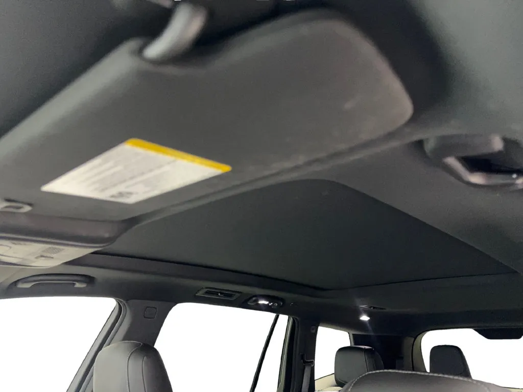 Cadillac XT6 photo 78