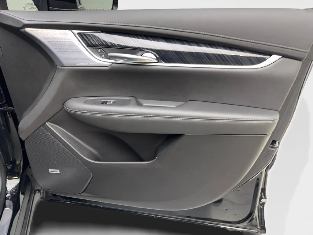 Cadillac XT6 photo 55