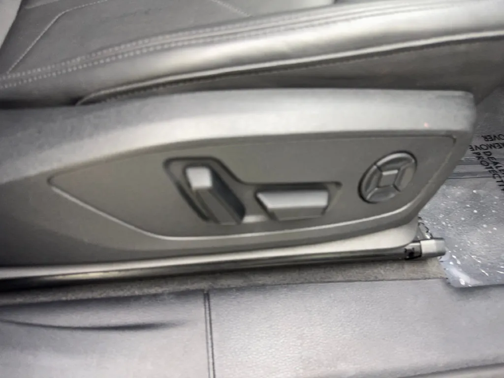 Audi Q3 photo 50
