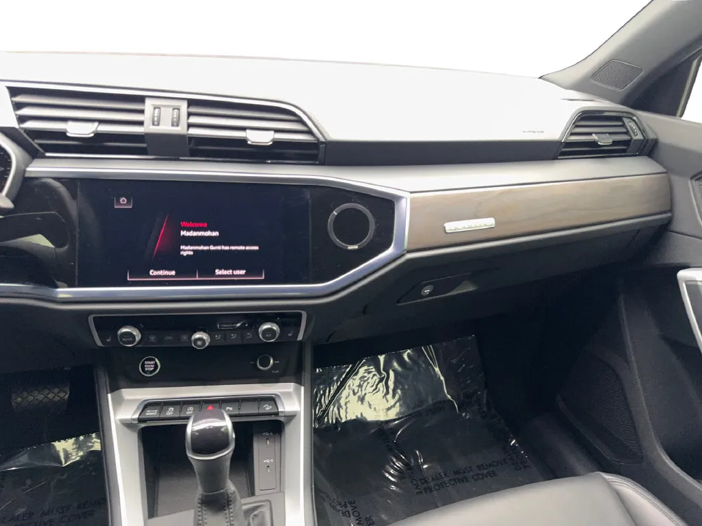 Audi Q3 photo 57