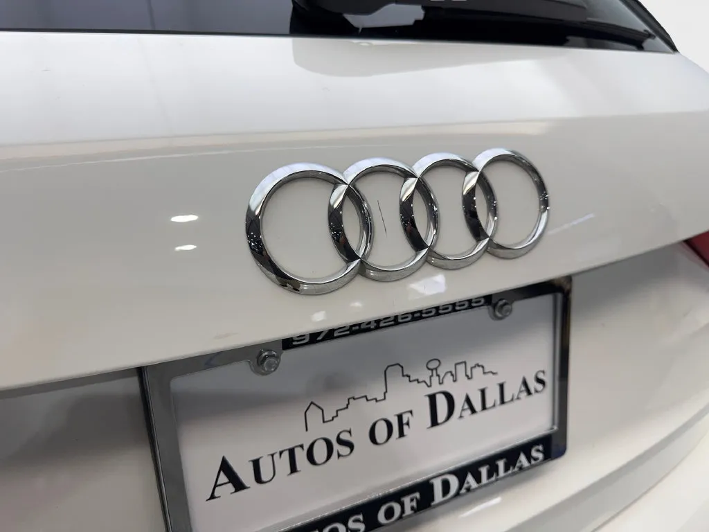 Audi Q3 photo 23