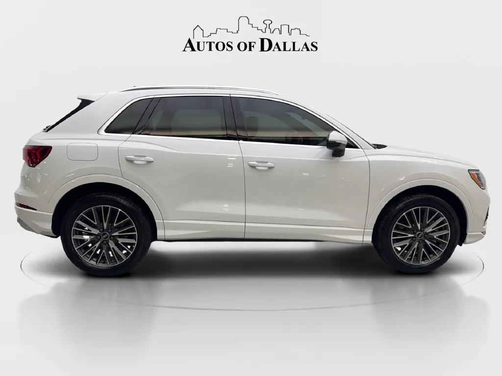 Audi Q3 photo 11