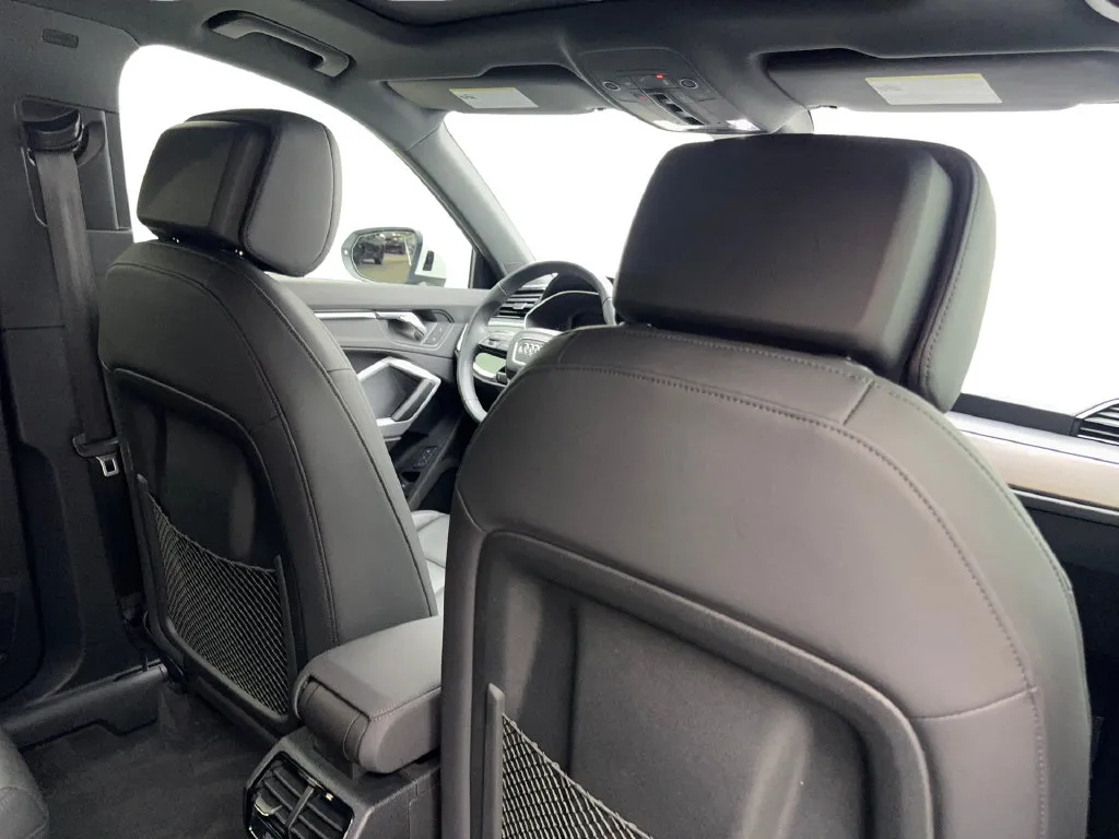 Audi Q3 photo 44