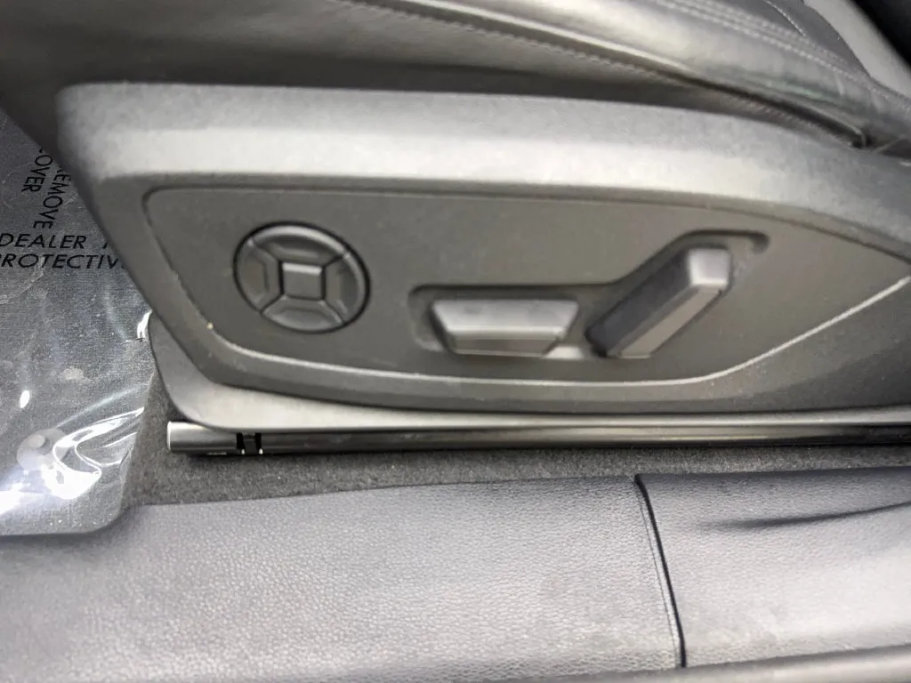 Audi Q3 photo 33