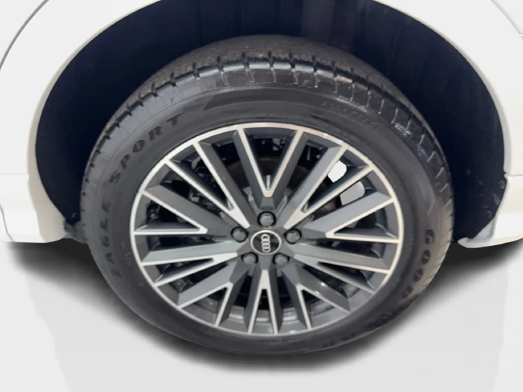 Audi Q3 photo 87
