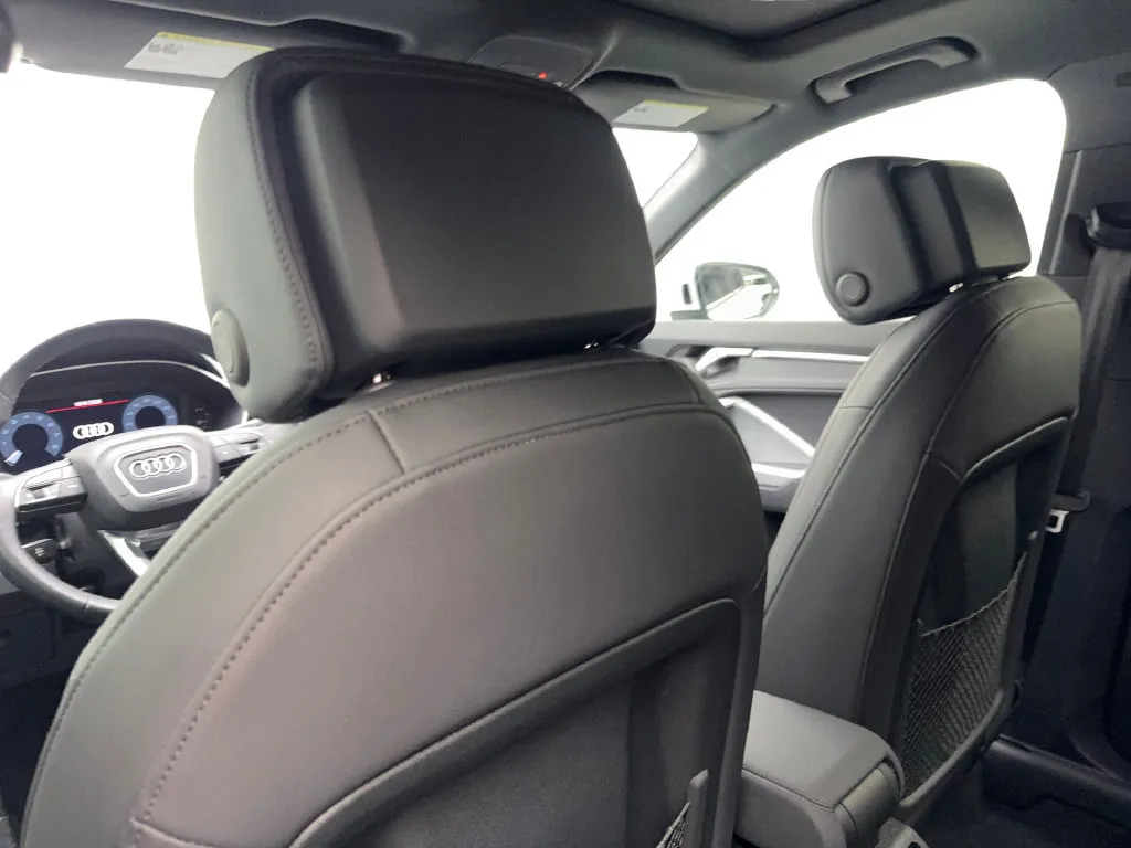 Audi Q3 photo 39