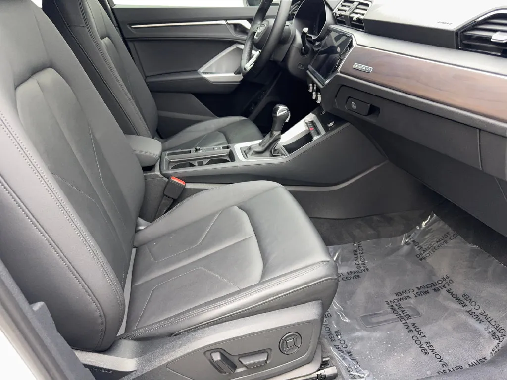 Audi Q3 photo 47