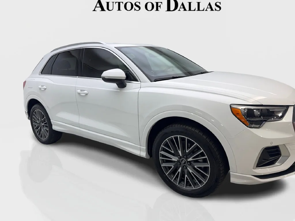 Audi Q3 photo 14