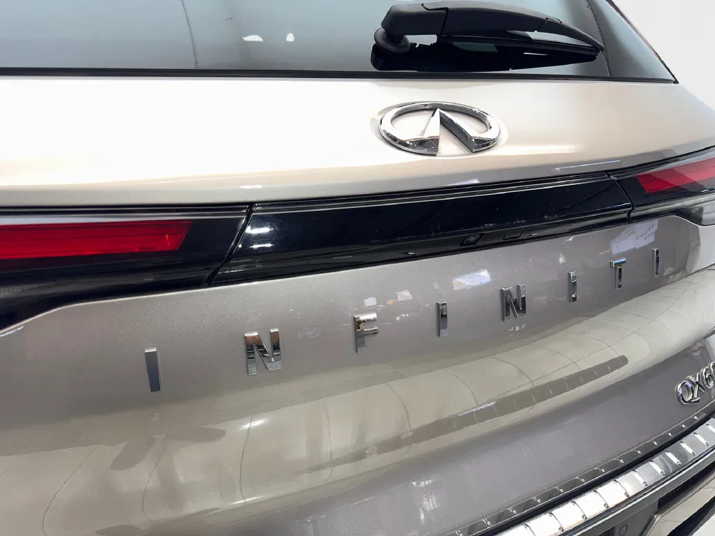 Infiniti QX60 photo 23