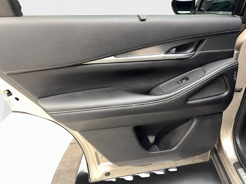Infiniti QX60 photo 39