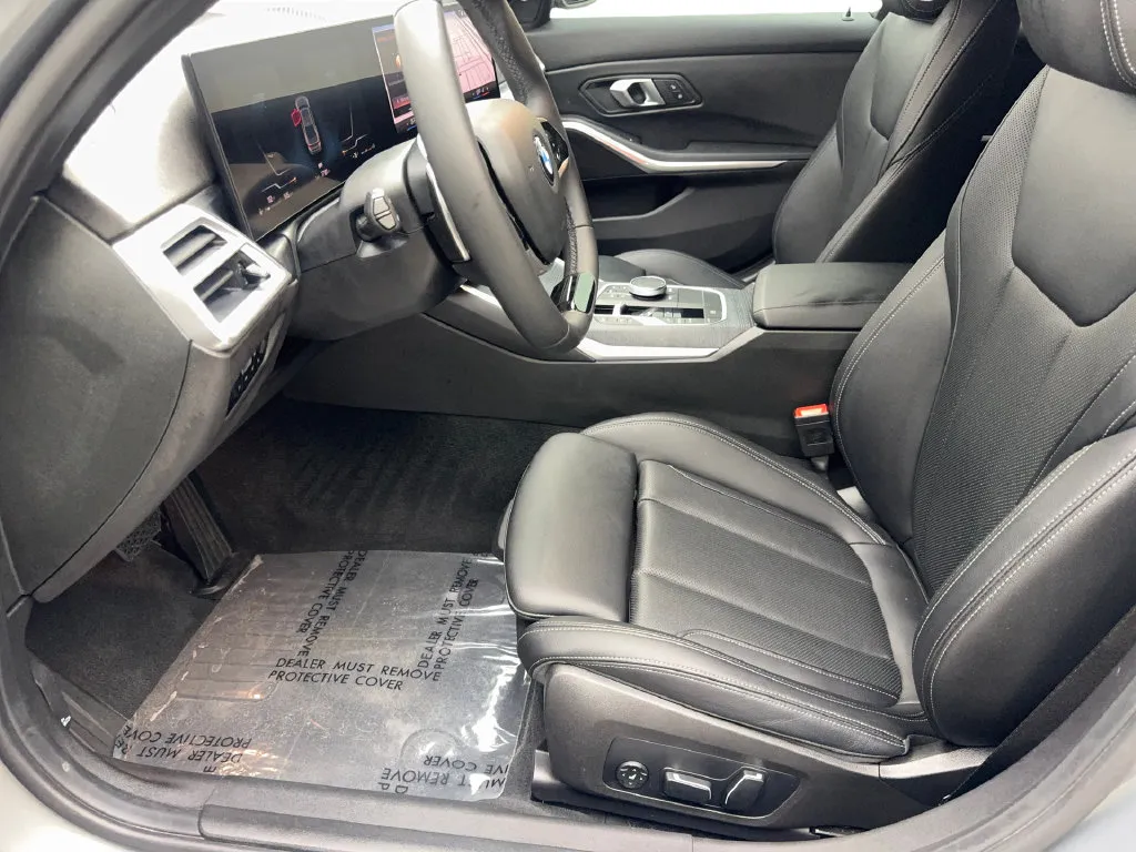 BMW 3 Series photo 28