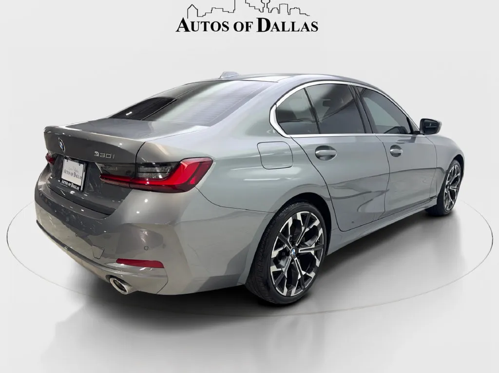 BMW 3 Series photo 7