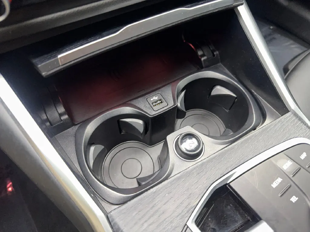 BMW 3 Series photo 69