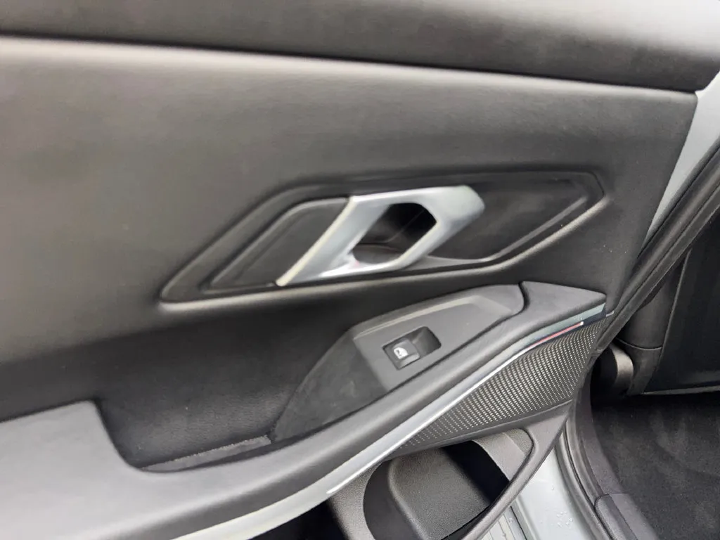 BMW 3 Series photo 40