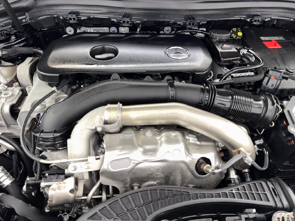 Mercedes-Benz GLA photo 75