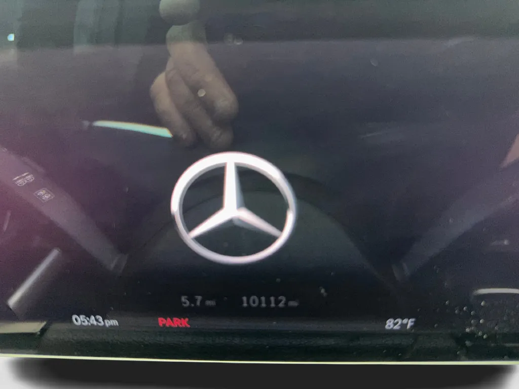 Mercedes-Benz GLA photo 59