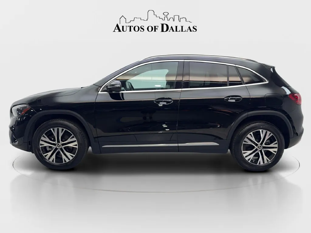 Mercedes-Benz GLA photo 6