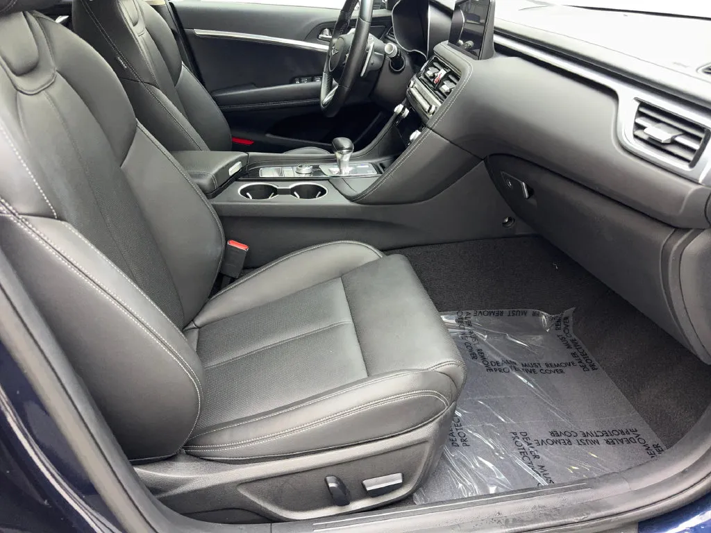 Genesis G70 photo 46