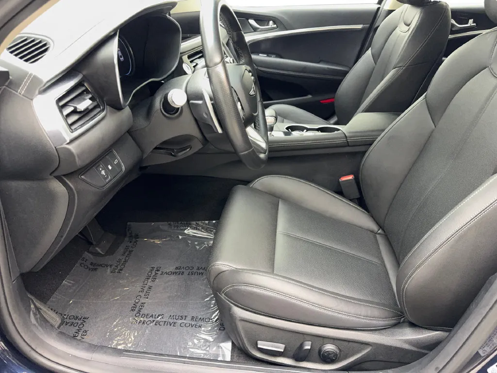Genesis G70 photo 28