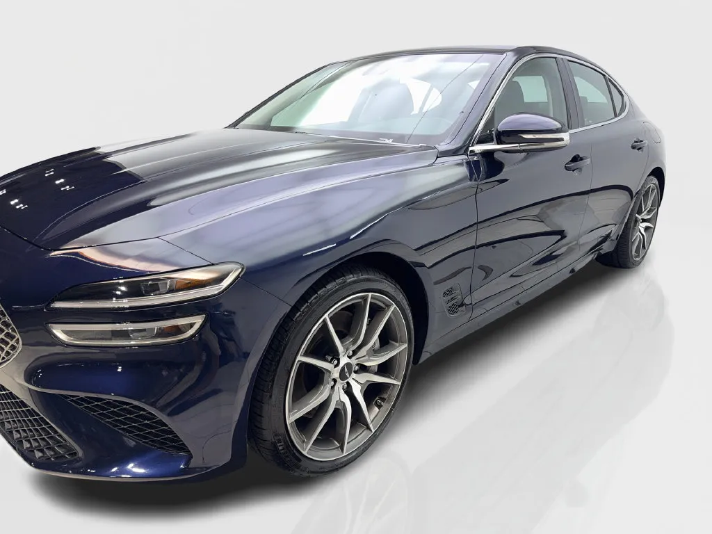Genesis G70 photo 12