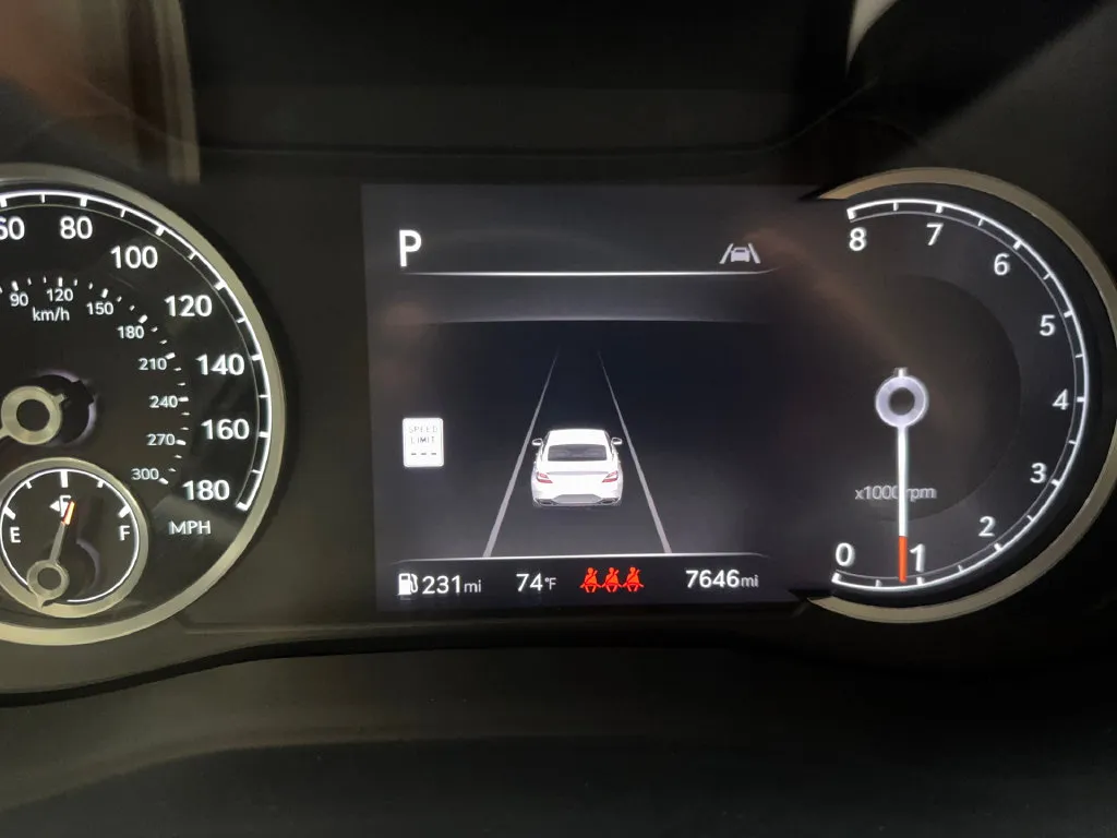 Genesis G70 photo 62