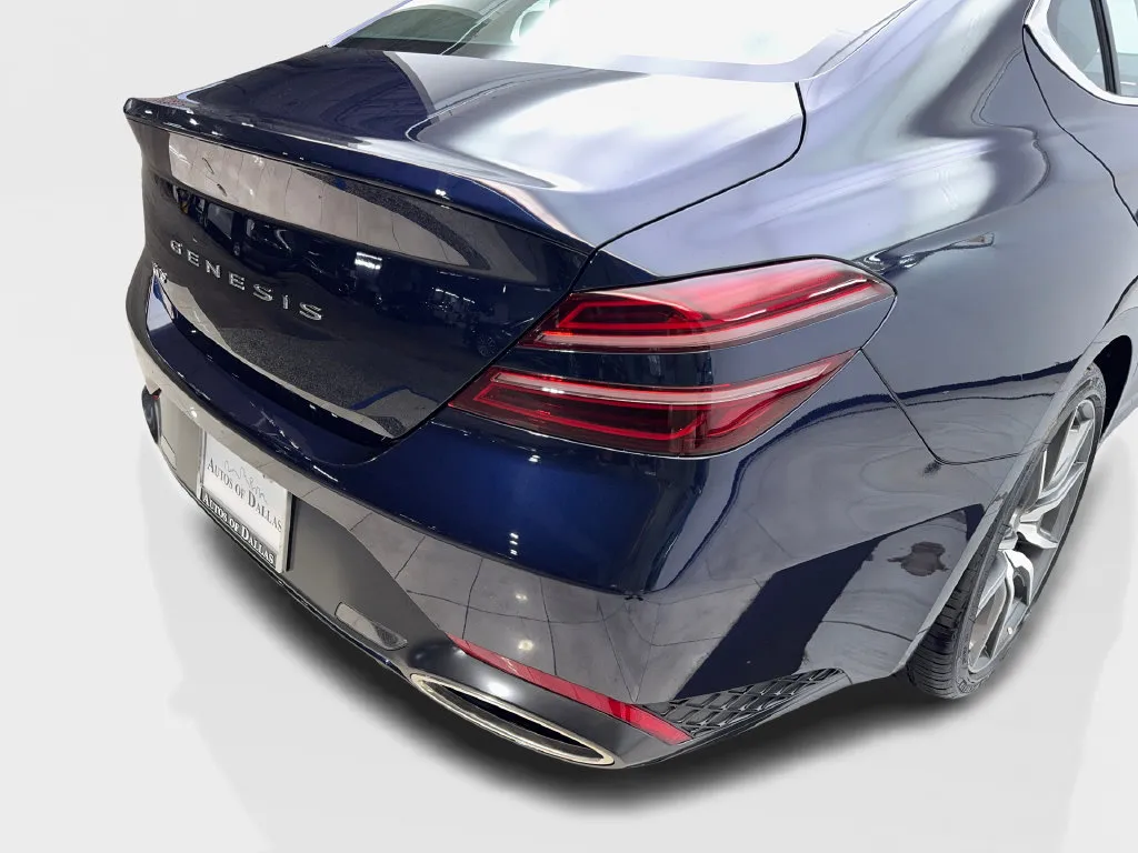 Genesis G70 photo 20
