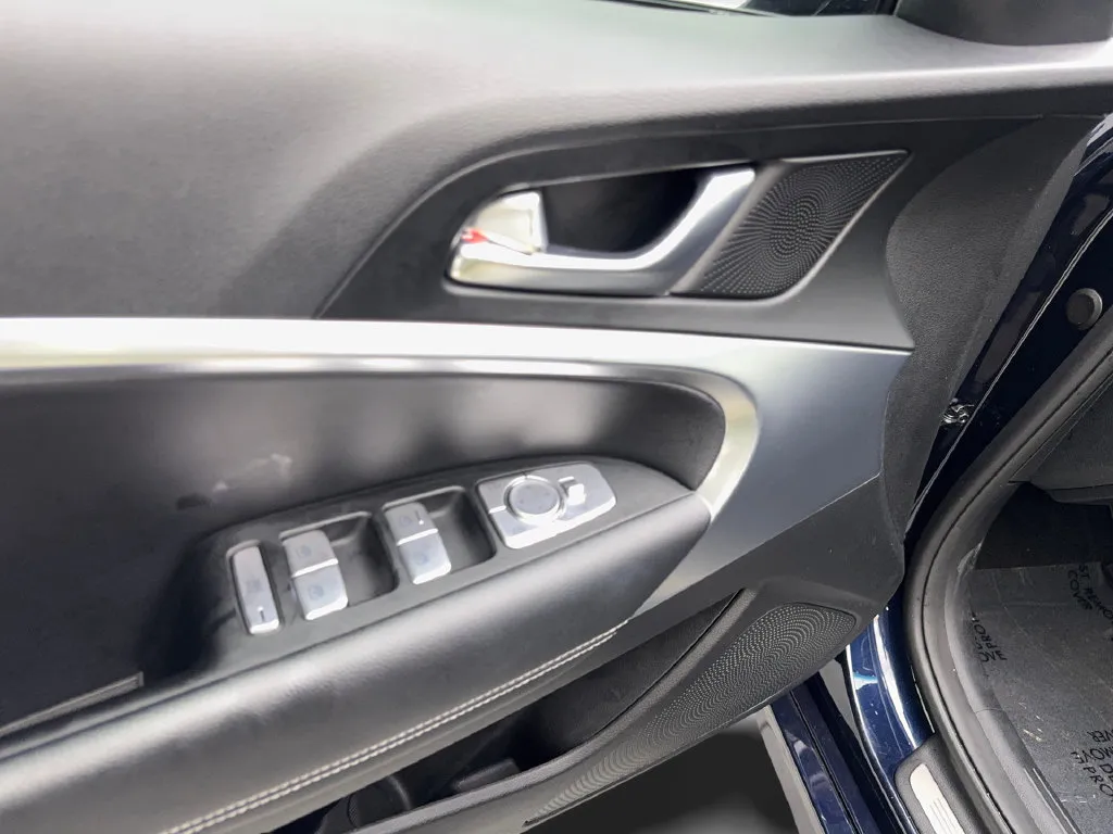 Genesis G70 photo 34
