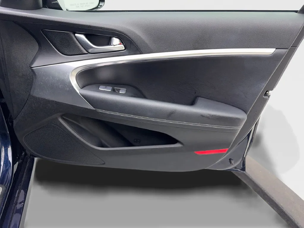 Genesis G70 photo 50