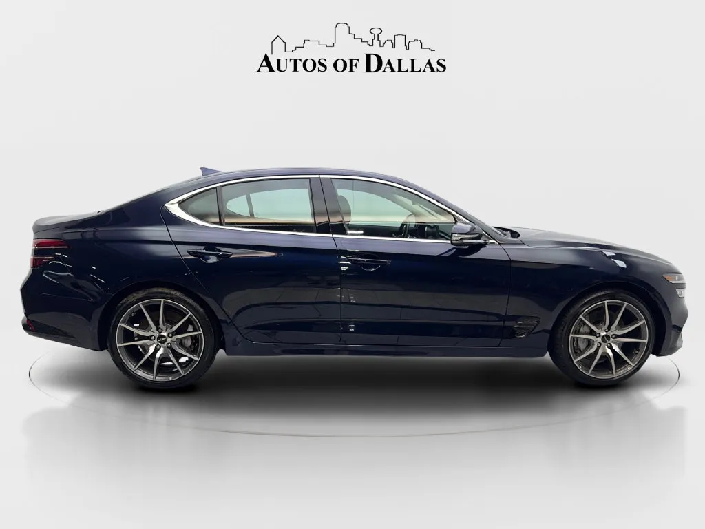 Genesis G70 photo 11