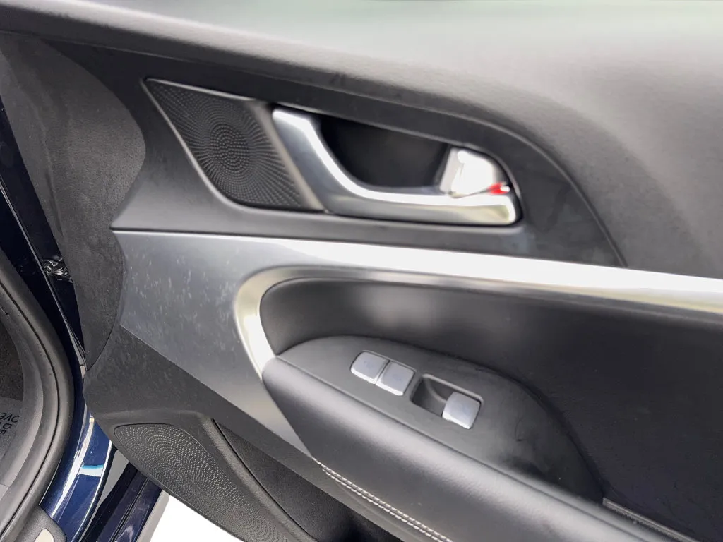 Genesis G70 photo 51