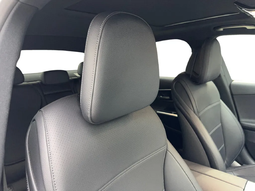 Mercedes-Benz C-Class photo 45