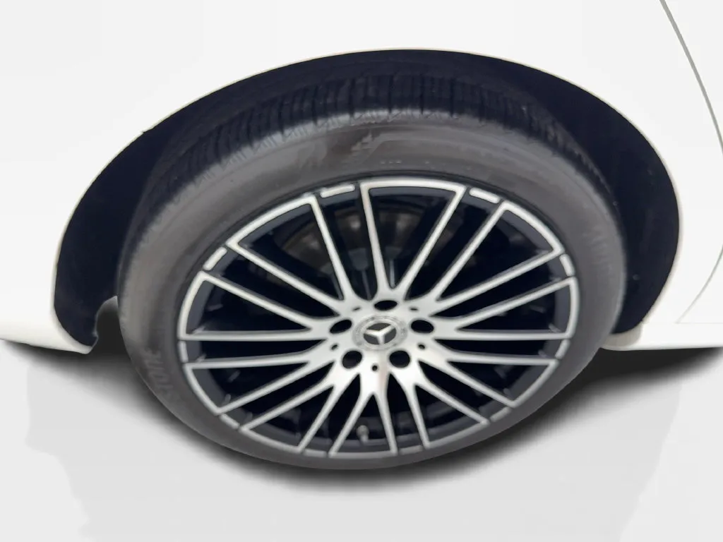 Mercedes-Benz C-Class photo 79