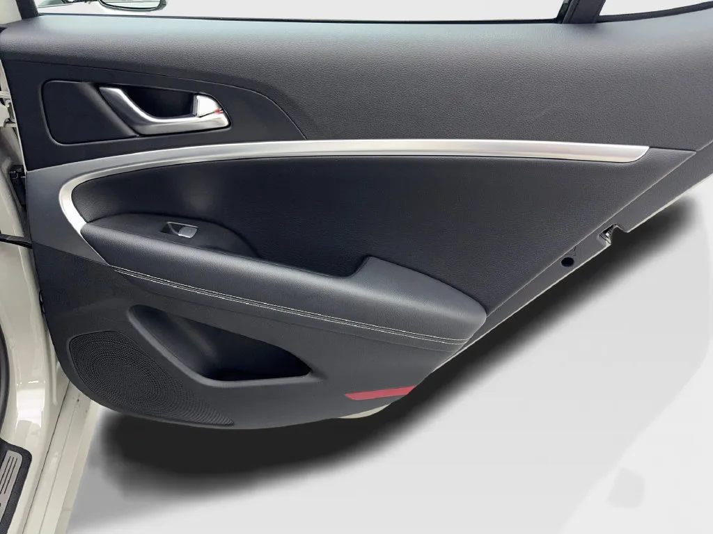 Genesis G70 photo 44