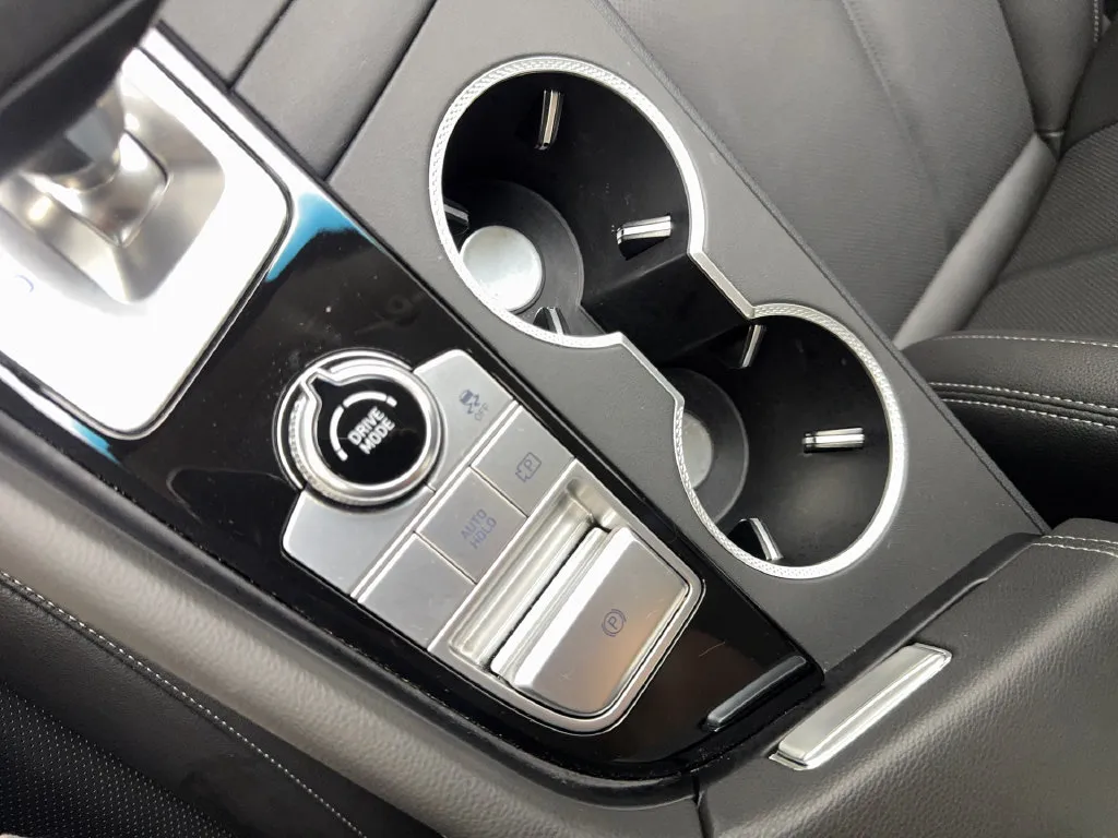 Genesis G70 photo 71