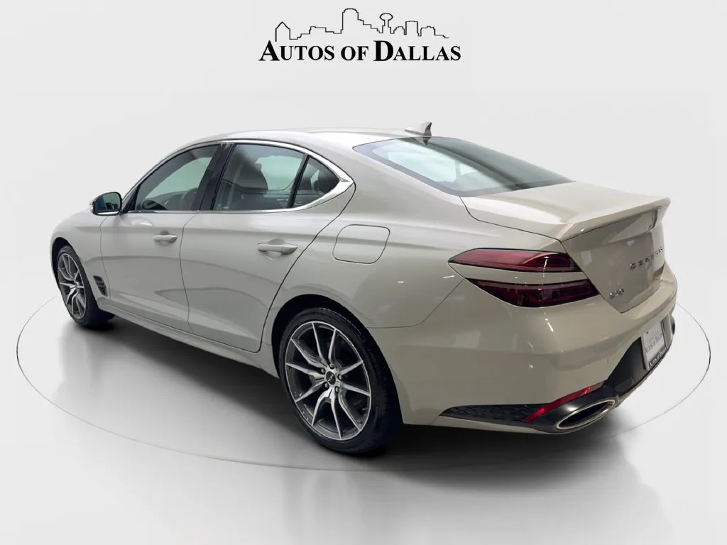 Genesis G70 photo 10