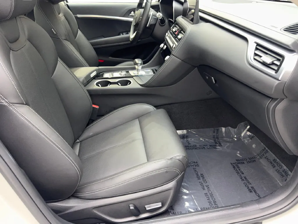 Genesis G70 photo 46