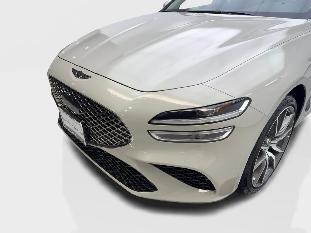 Genesis G70 photo 18