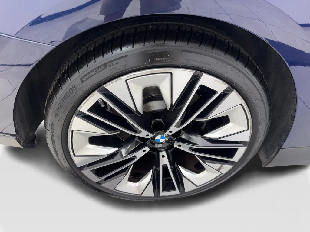 BMW 5 Series photo 85