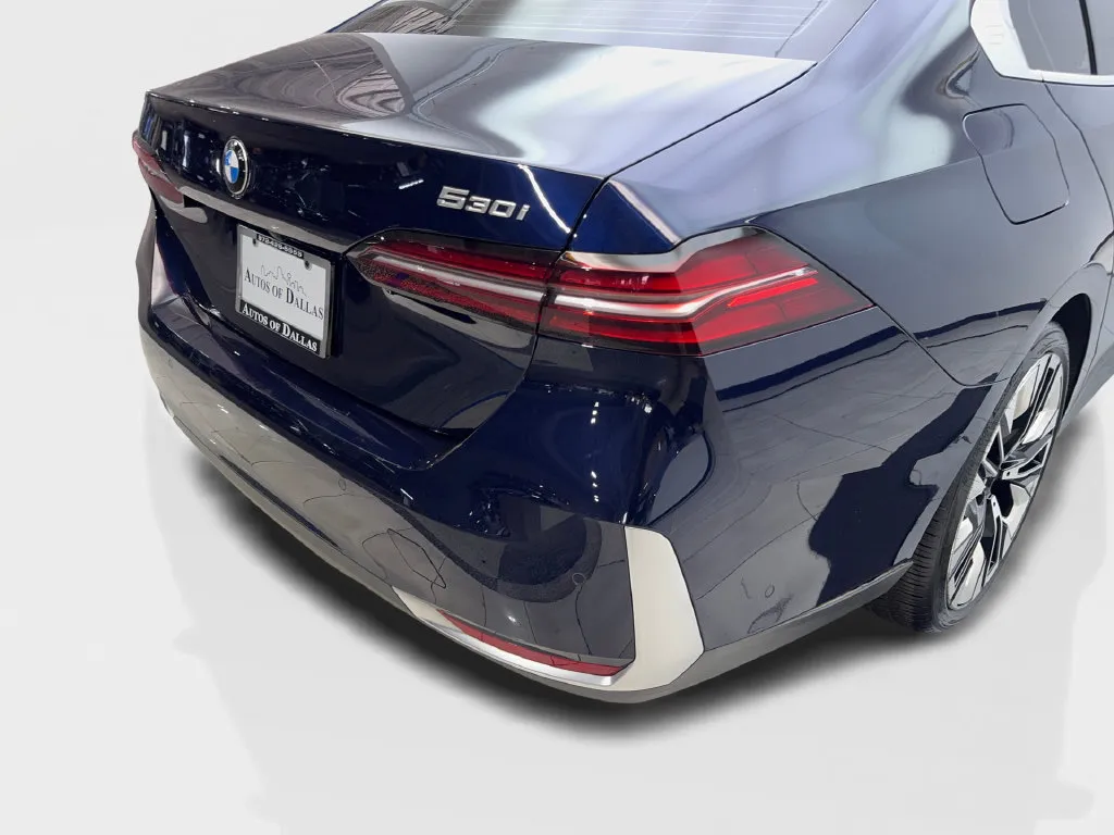 BMW 5 Series photo 20