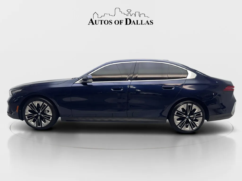 BMW 5 Series photo 6