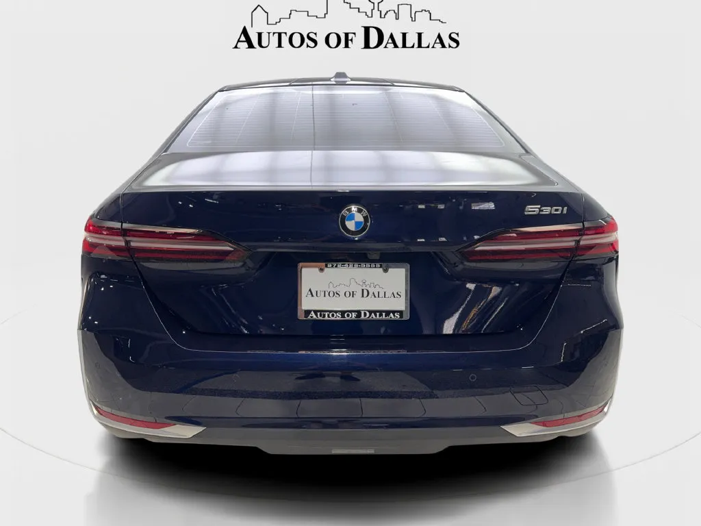 BMW 5 Series photo 8