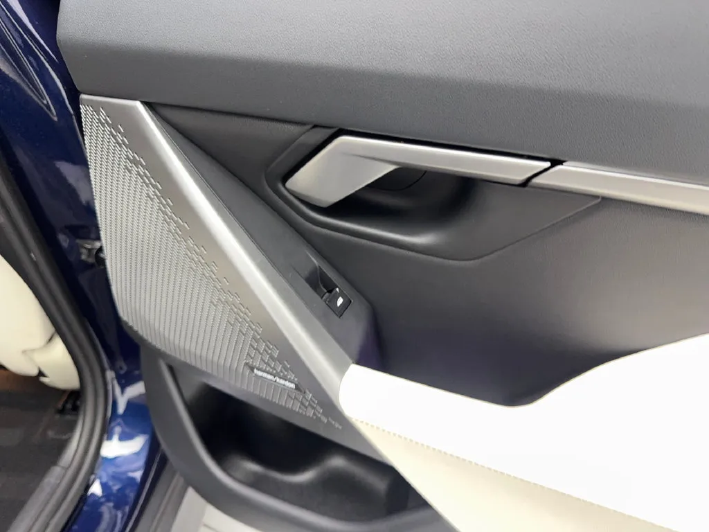 BMW 5 Series photo 45