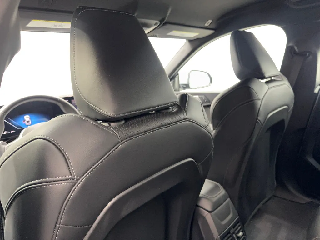 BMW 2 Series photo 35