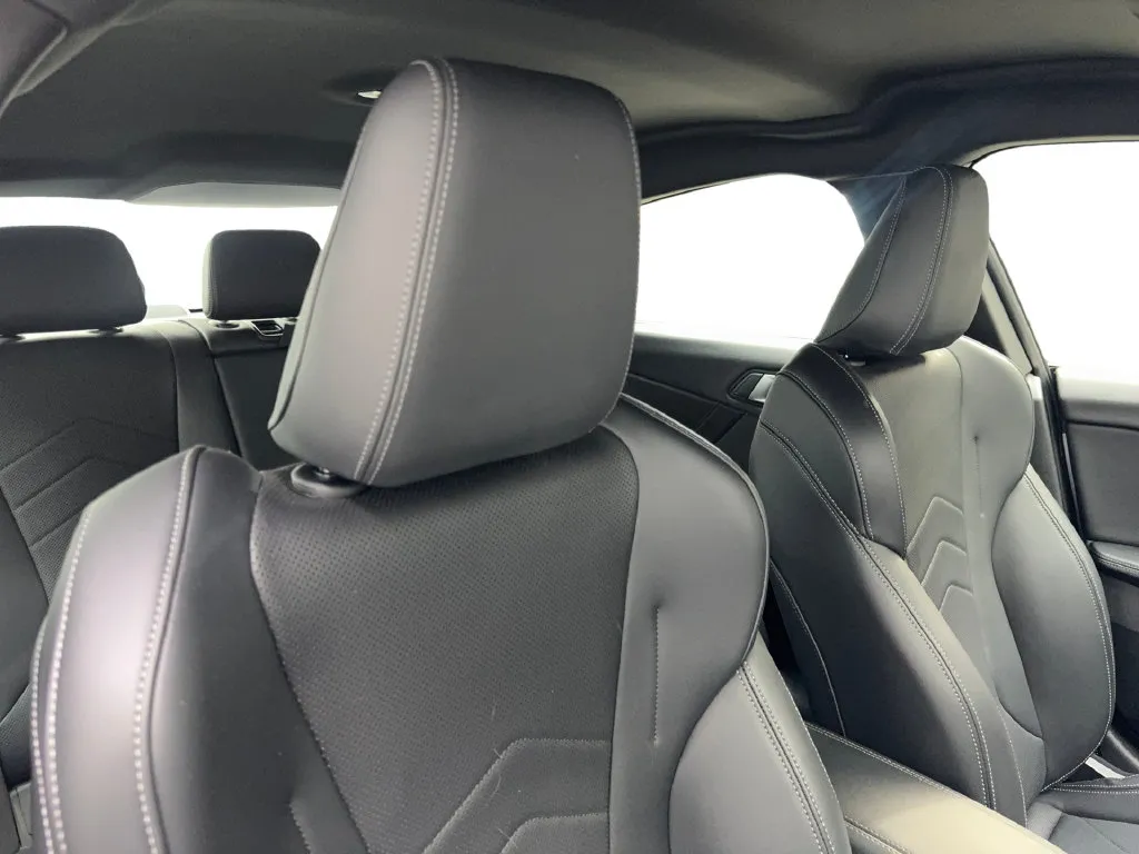 BMW 2 Series photo 45