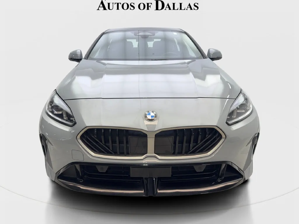 BMW 2 Series photo 4