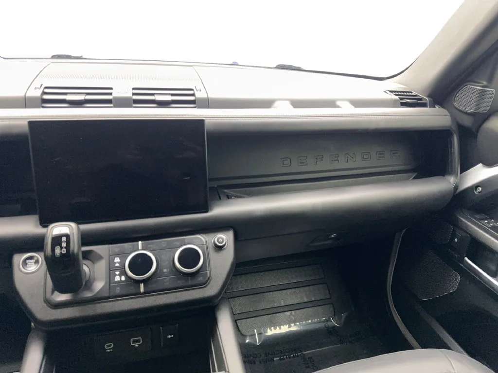 2023 Land Rover Defender V8 - Photo 56