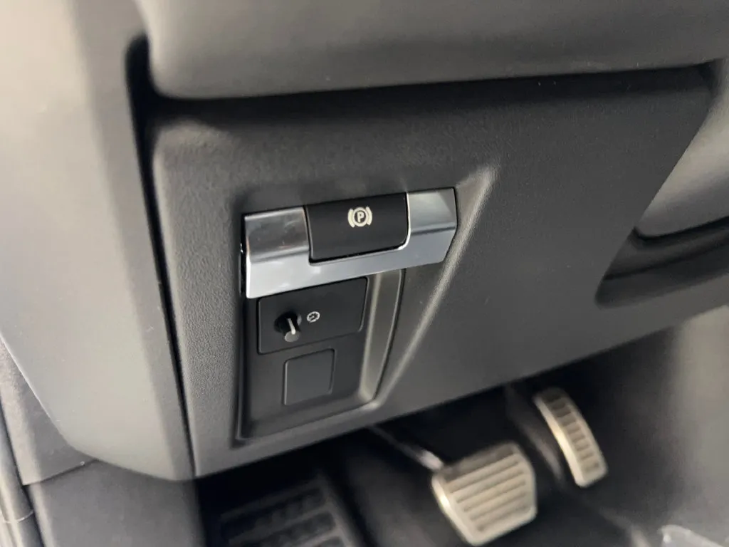 2023 Land Rover Defender V8 - Photo 57