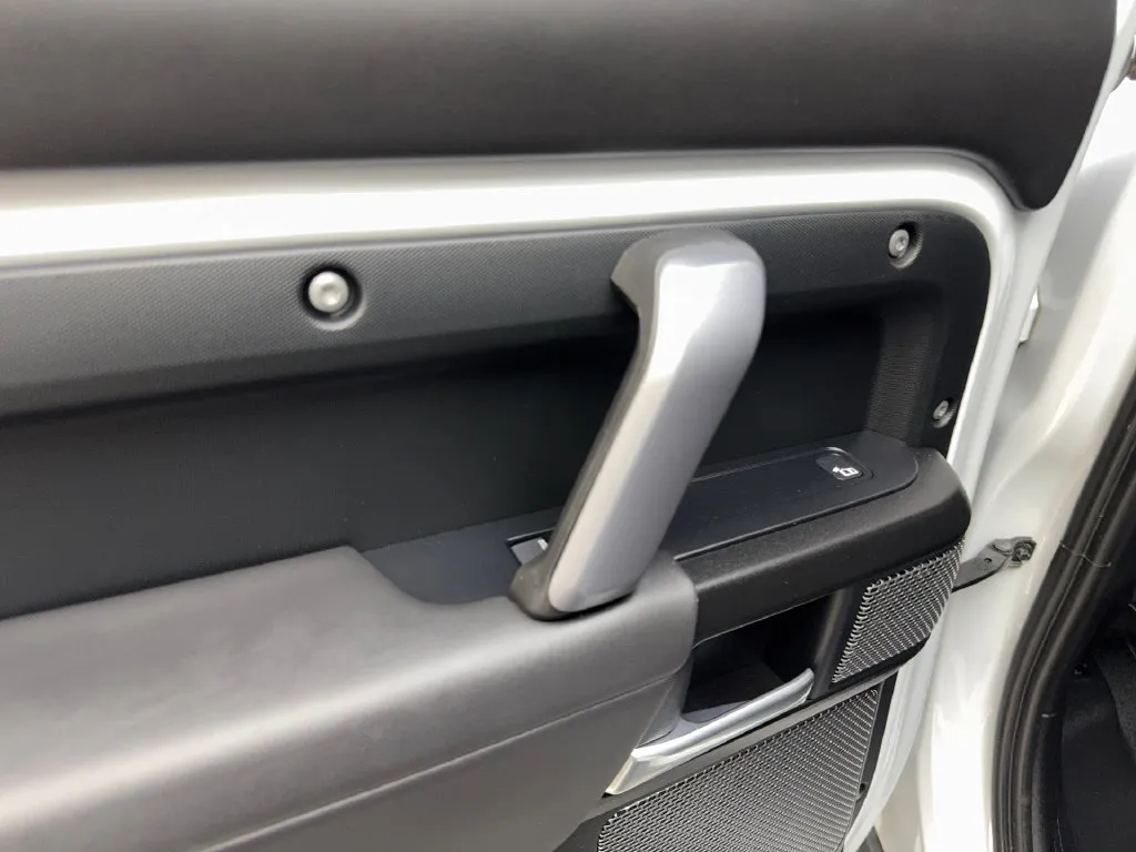 2023 Land Rover Defender V8 - Photo 40